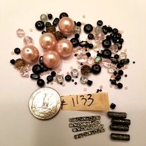 ✅#1133 Pearl, Metal and Black Loose Beads Bracelet Hand Crafted